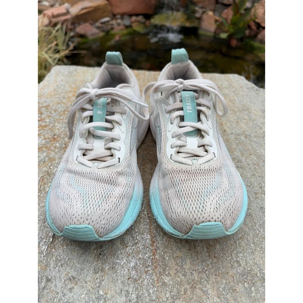 Brooks trace running